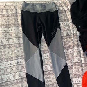 Nike leggings, black and grey size small, no pockets, athletic material